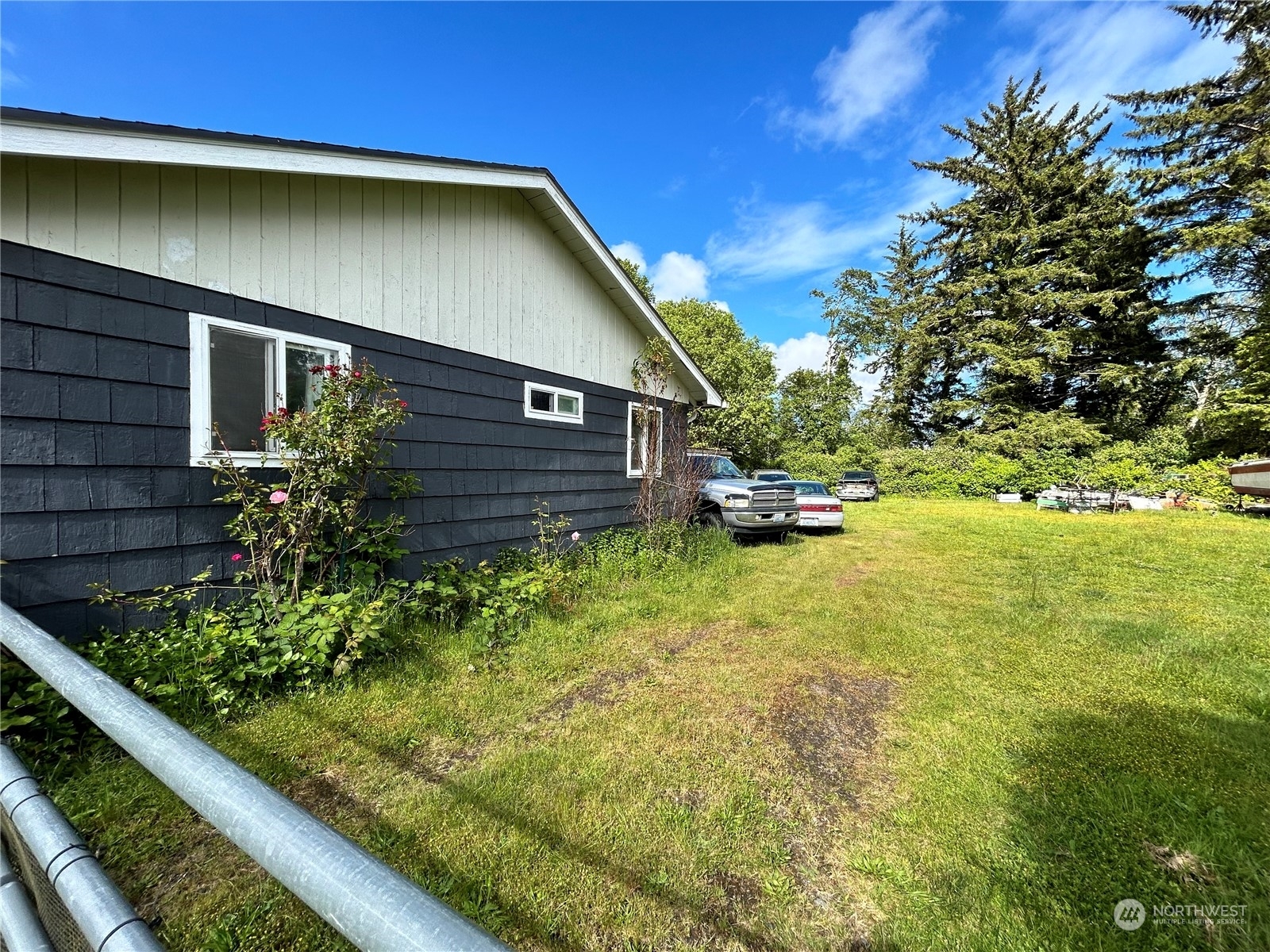 Property Photo:  806 S Montesano Street  WA 98595 