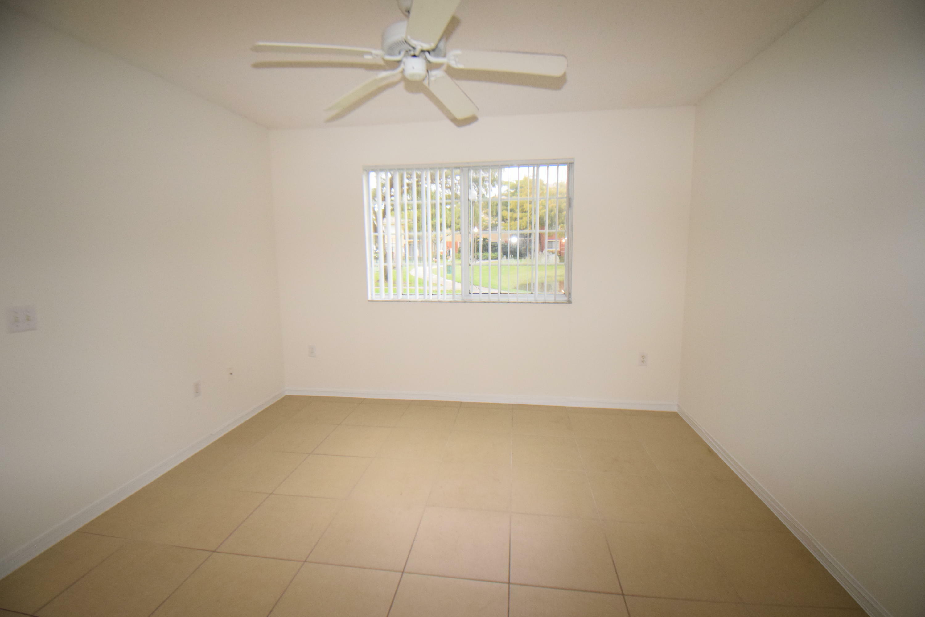 Property Photo:  4175 N Haverhill Road 914  FL 33417 