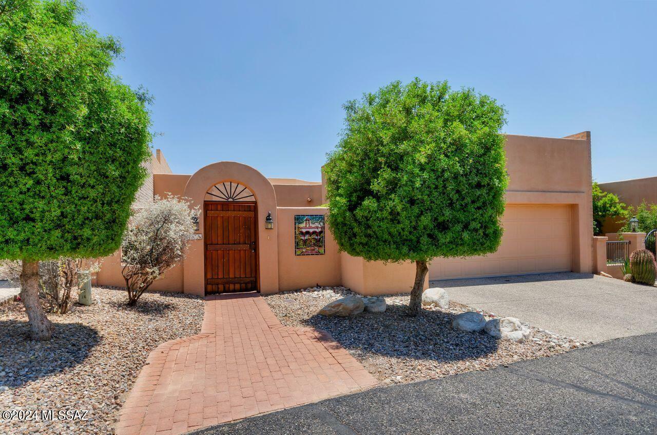 Property Photo:  6736 N Chapultapec Circle  AZ 85750 