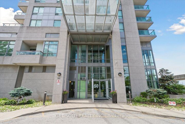 Property Photo:  50 Brian Harrison Way 2903  ON M1P 5J4 