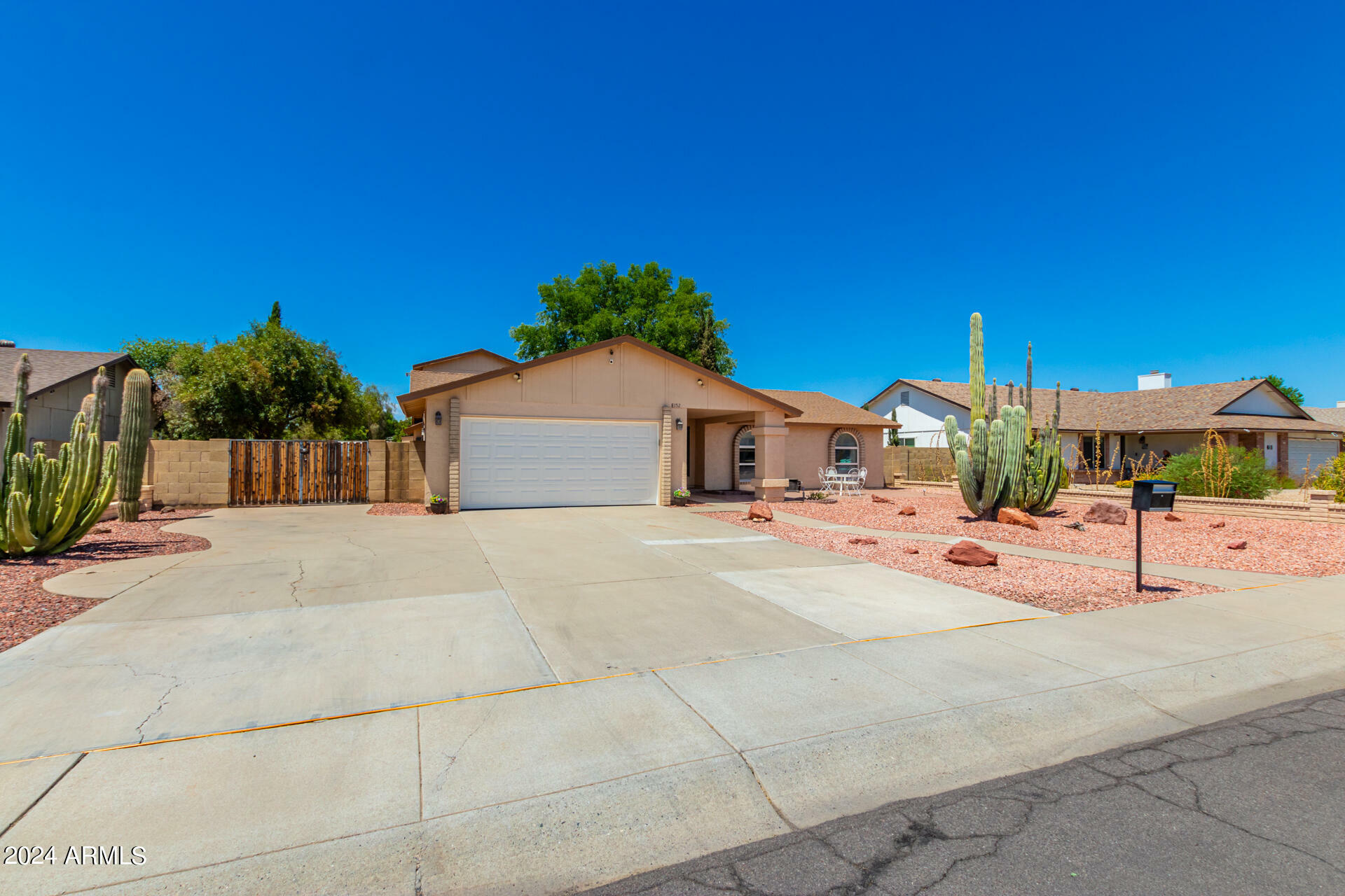 Property Photo:  8152 W Aster Drive  AZ 85381 