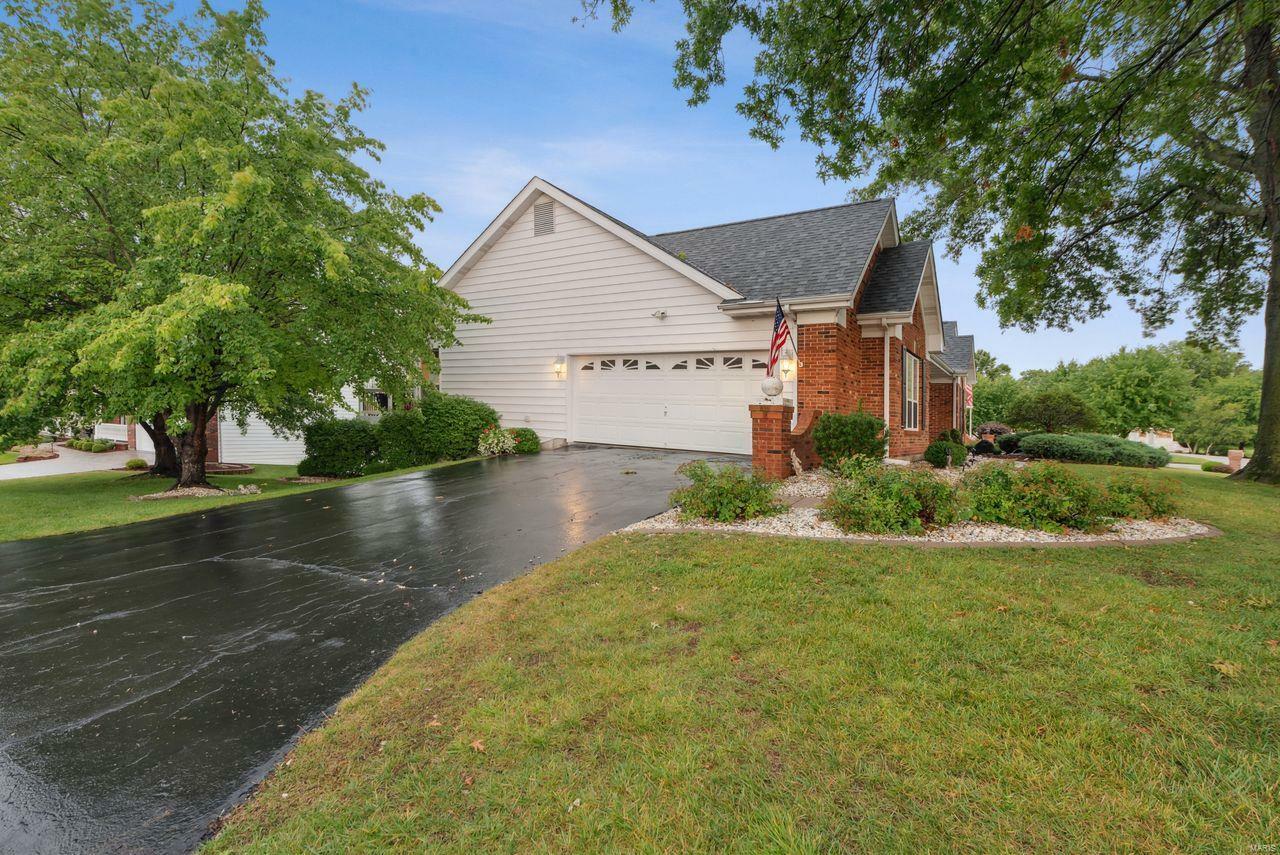 Property Photo:  245 Cedar Forest Court  MO 63304 