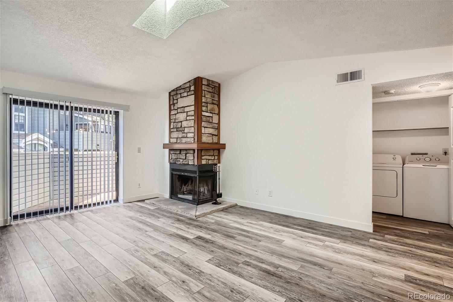 Property Photo:  923 S Zeno Way 202  CO 80017 