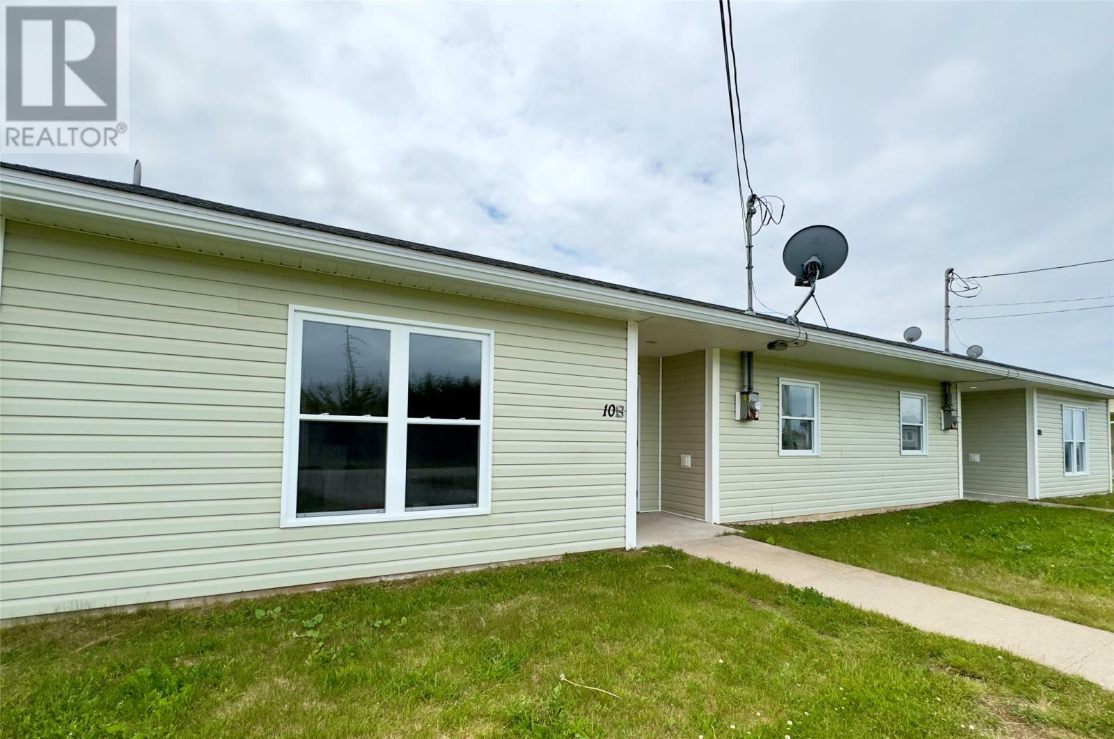 Property Photo:  10 Taylor'S Avenue  NL A0K 4H0 