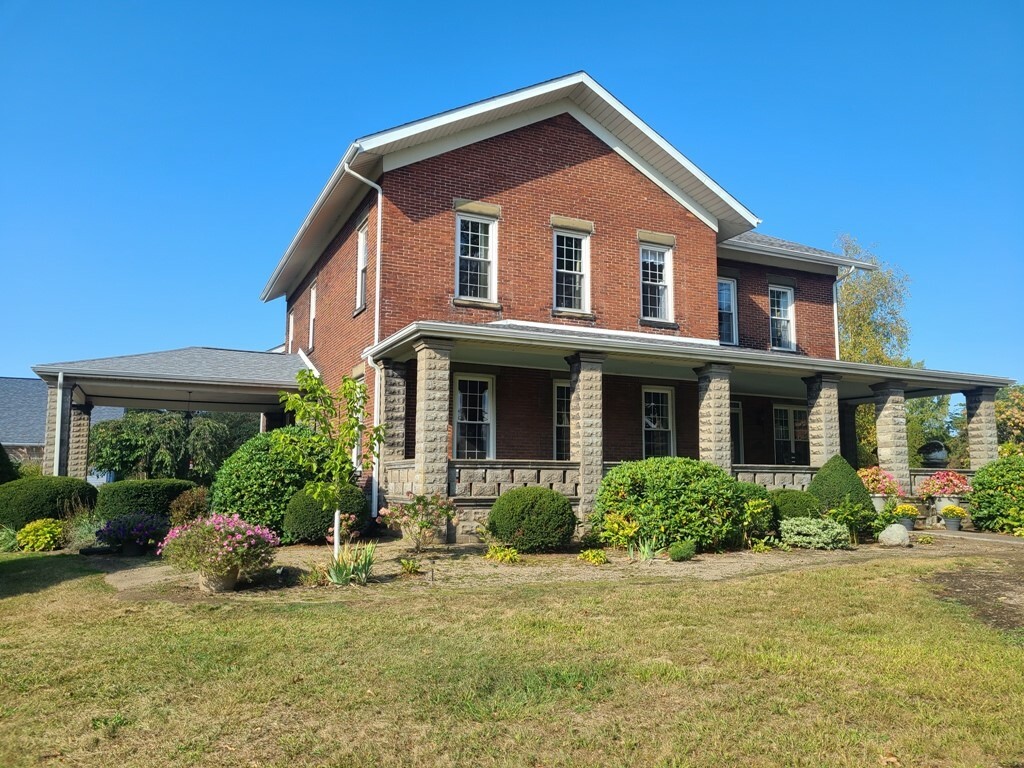 Property Photo:  10004 W Lake Road  PA 16423 