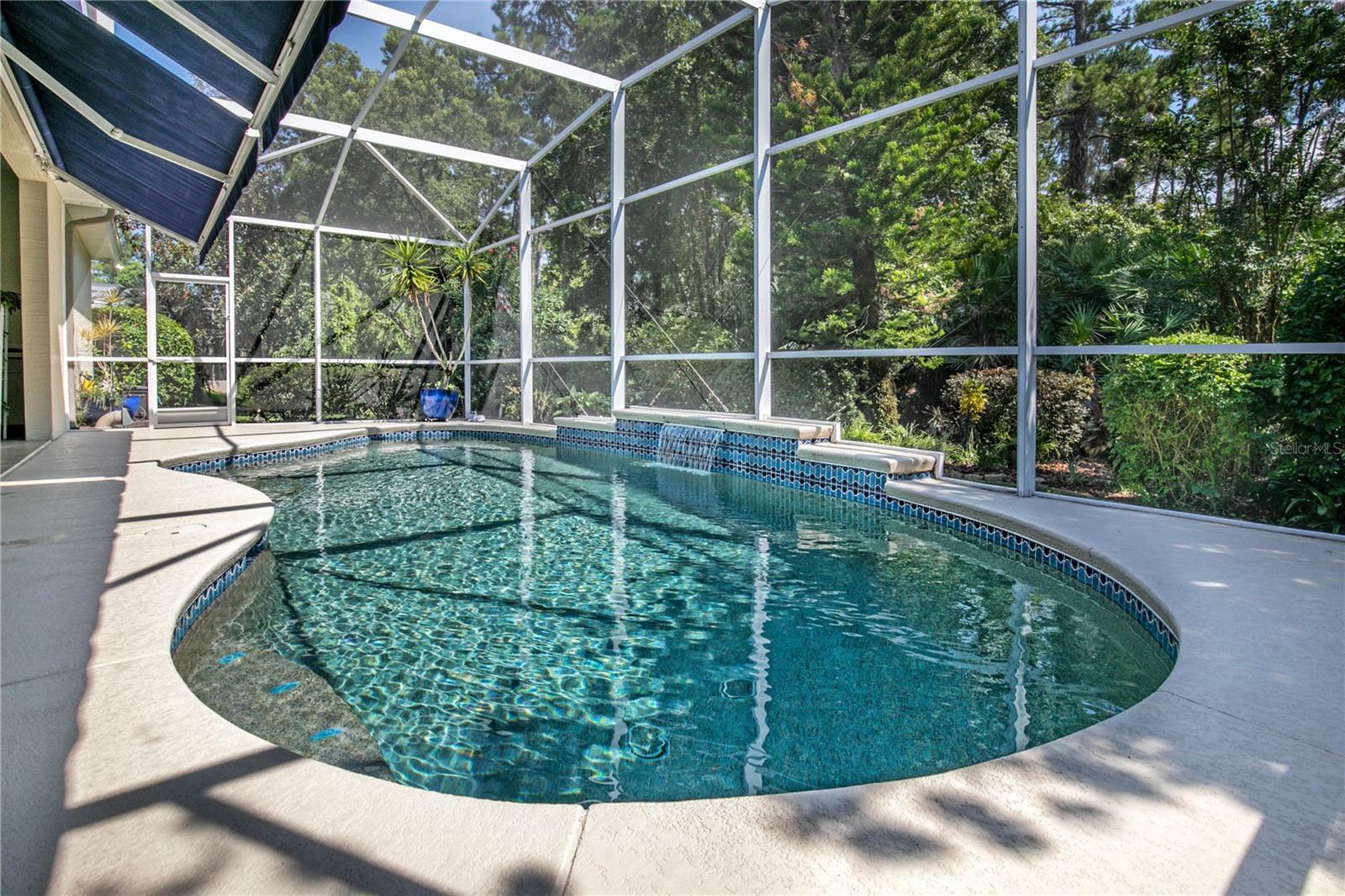 Property Photo:  5047 Greenbriar Trail  FL 32757 