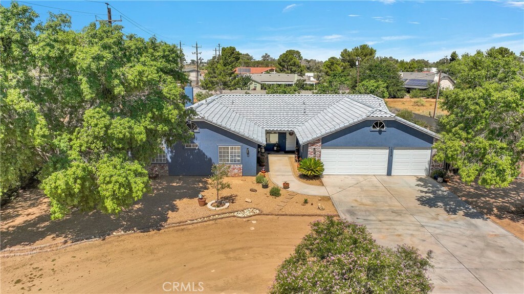 Property Photo:  14658 Rincon Road  CA 92307 