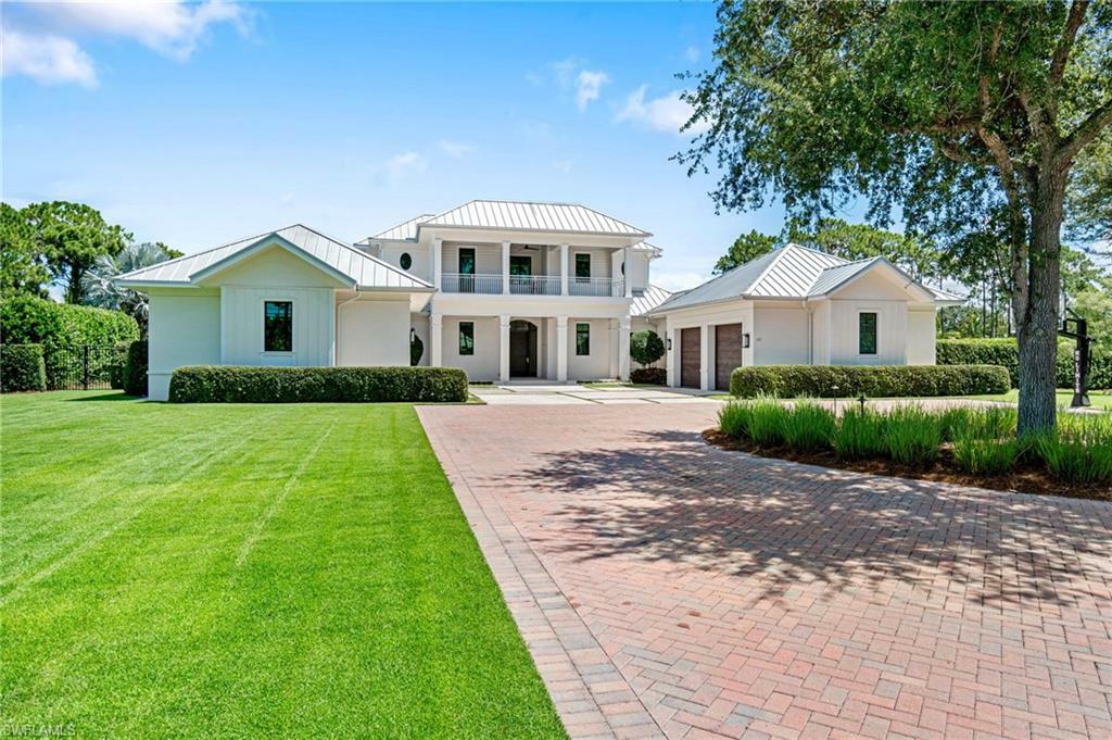 Property Photo: 171 North St FL 34108