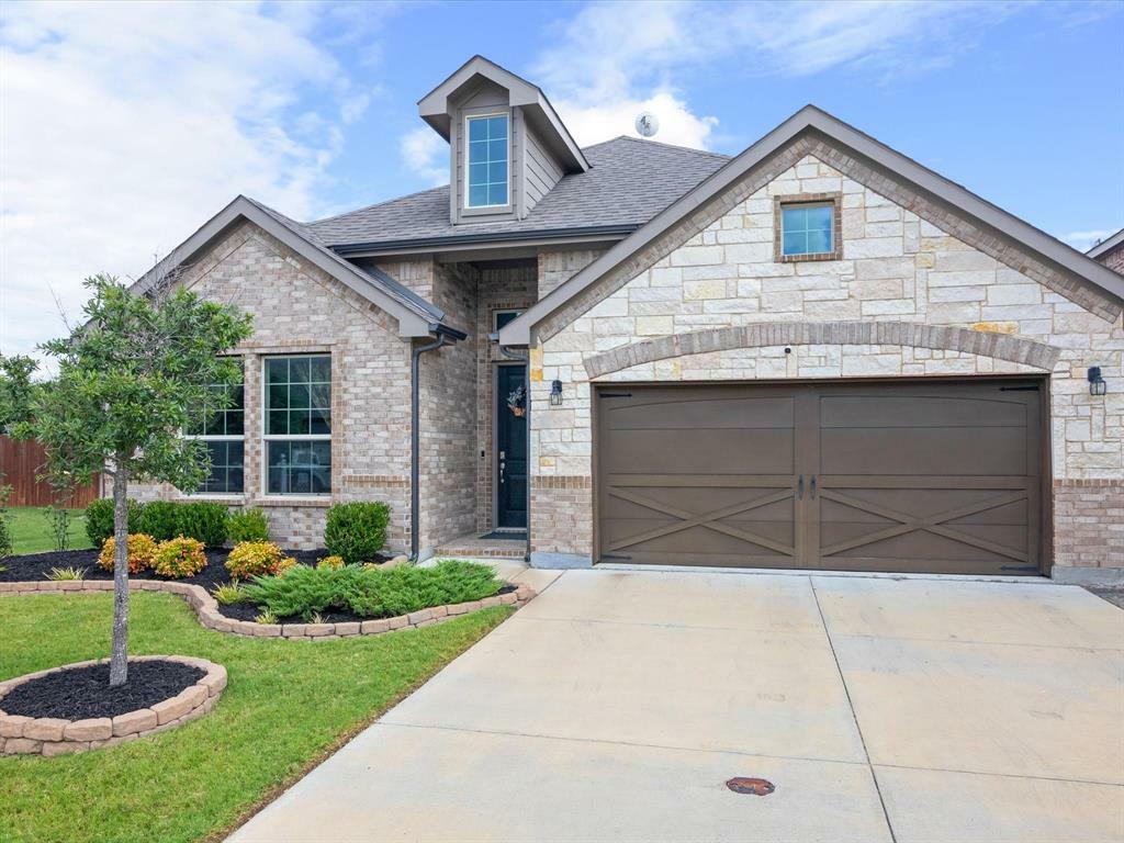 205 Bentley Drive  Midlothian TX 76065 photo