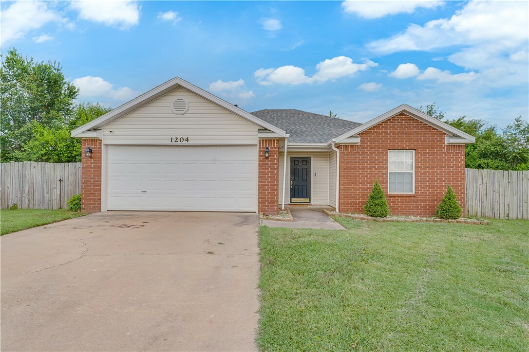 Property Photo:  1204 Sunrise Circle  AR 72761 