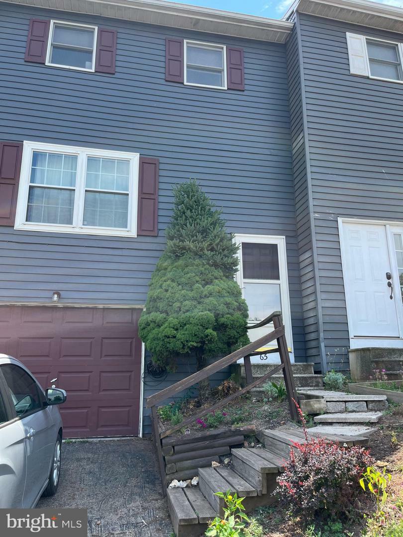 Property Photo: 65 N Conley Lane PA 17319