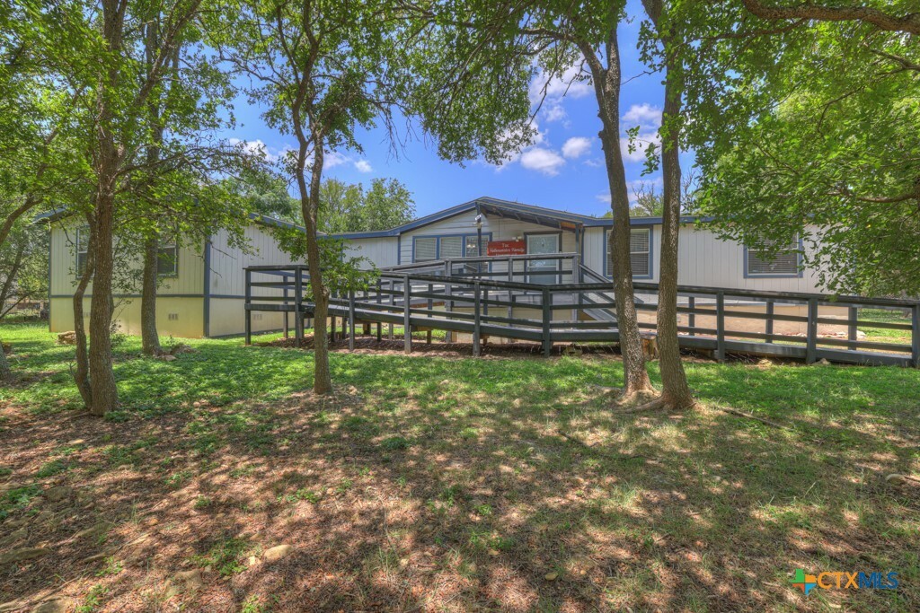 Property Photo:  100 Morningmist Court  TX 78666 