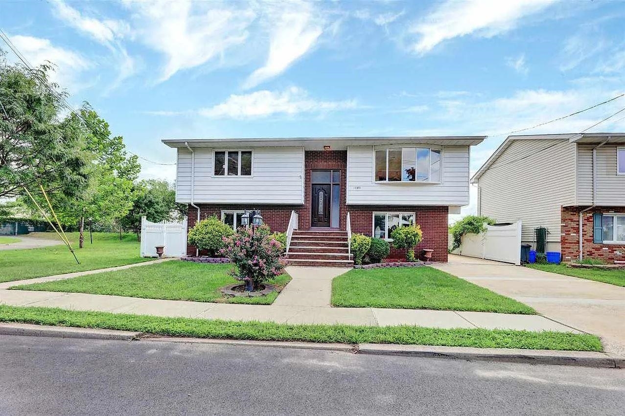 Property Photo:  1080 Koelle Blvd  NJ 07094 