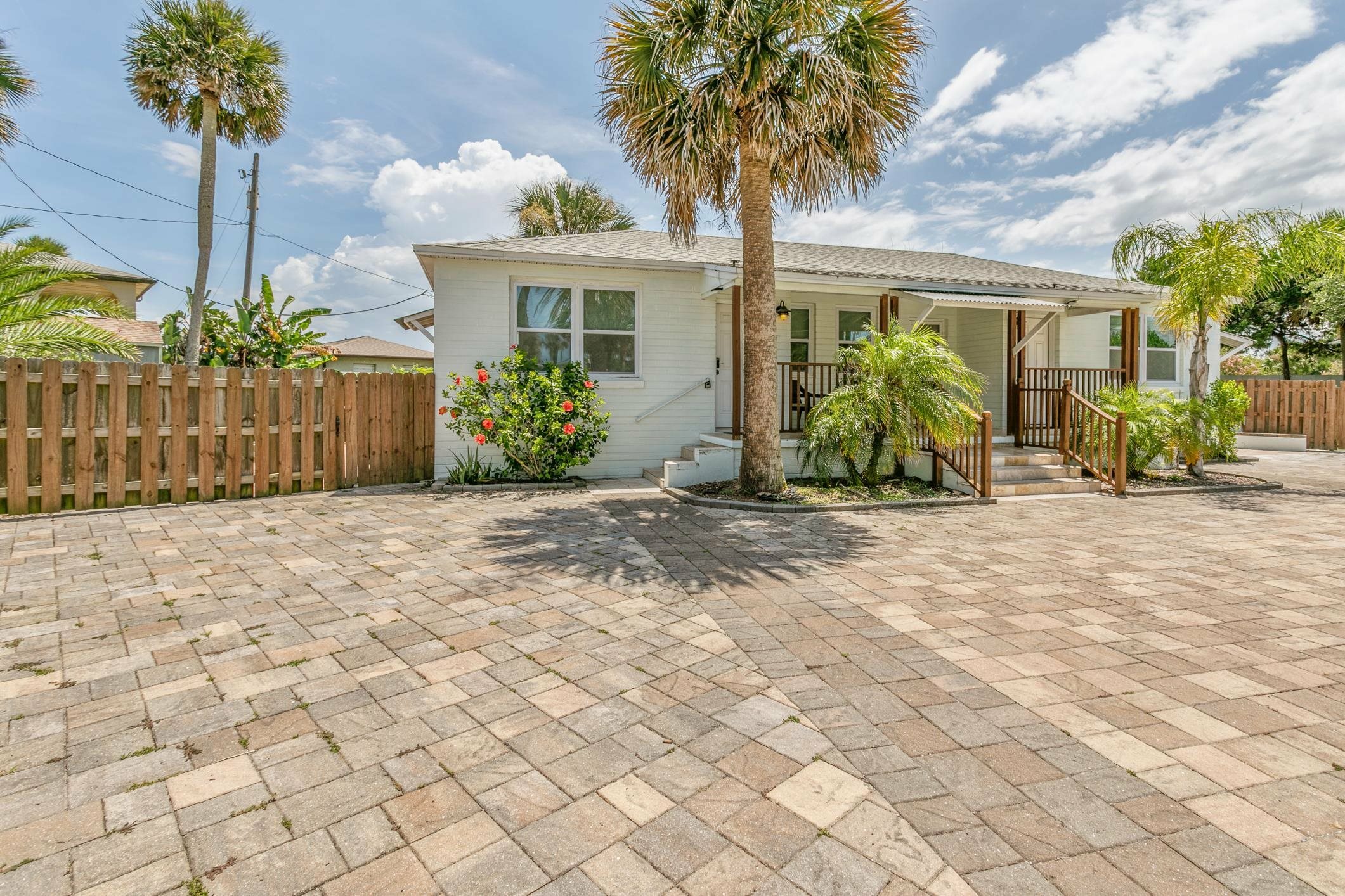 Property Photo:  120 Anastasia Lodge Dr  FL 32080 