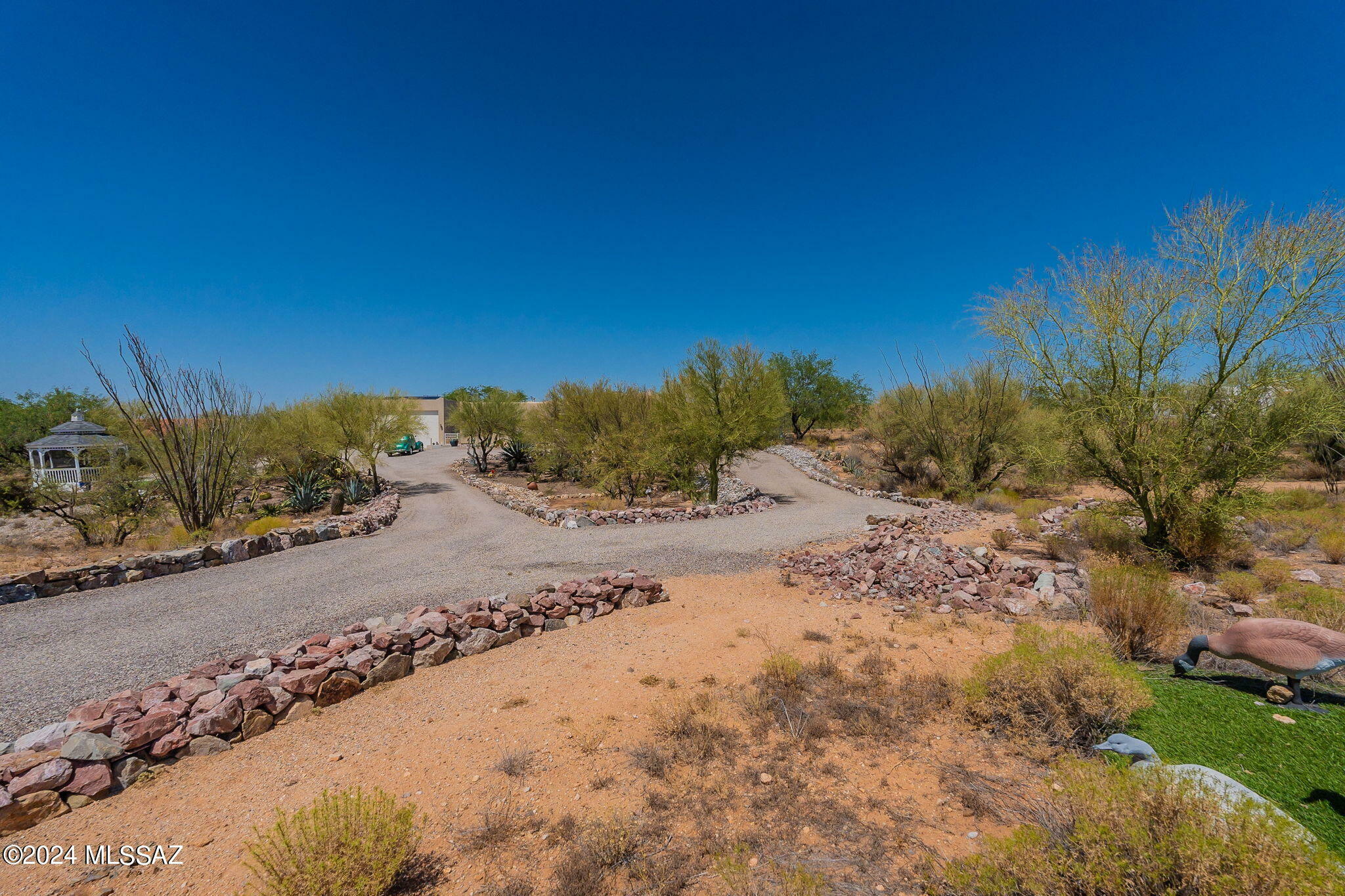 Property Photo:  16150 W Ridgemoor Avenue  AZ 85736 