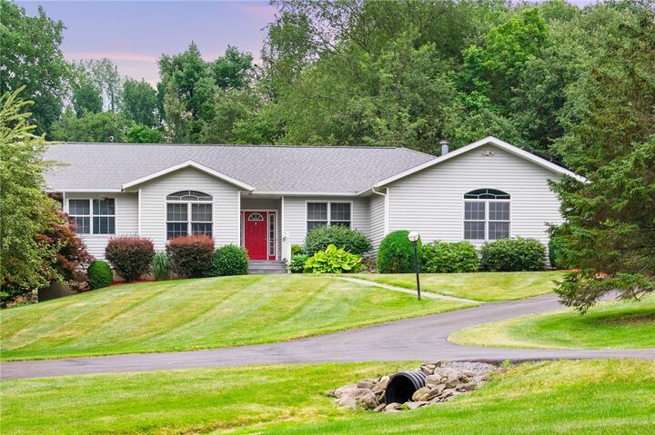 93 Yellow Barn Road  Freeville NY 13068 photo