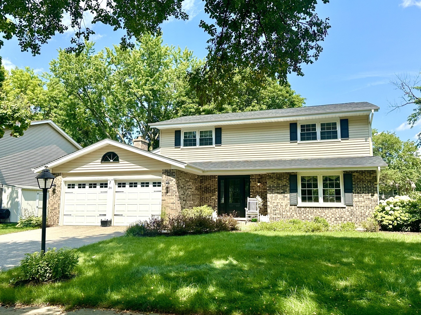 Property Photo:  36 Westmoreland Lane  IL 60540 