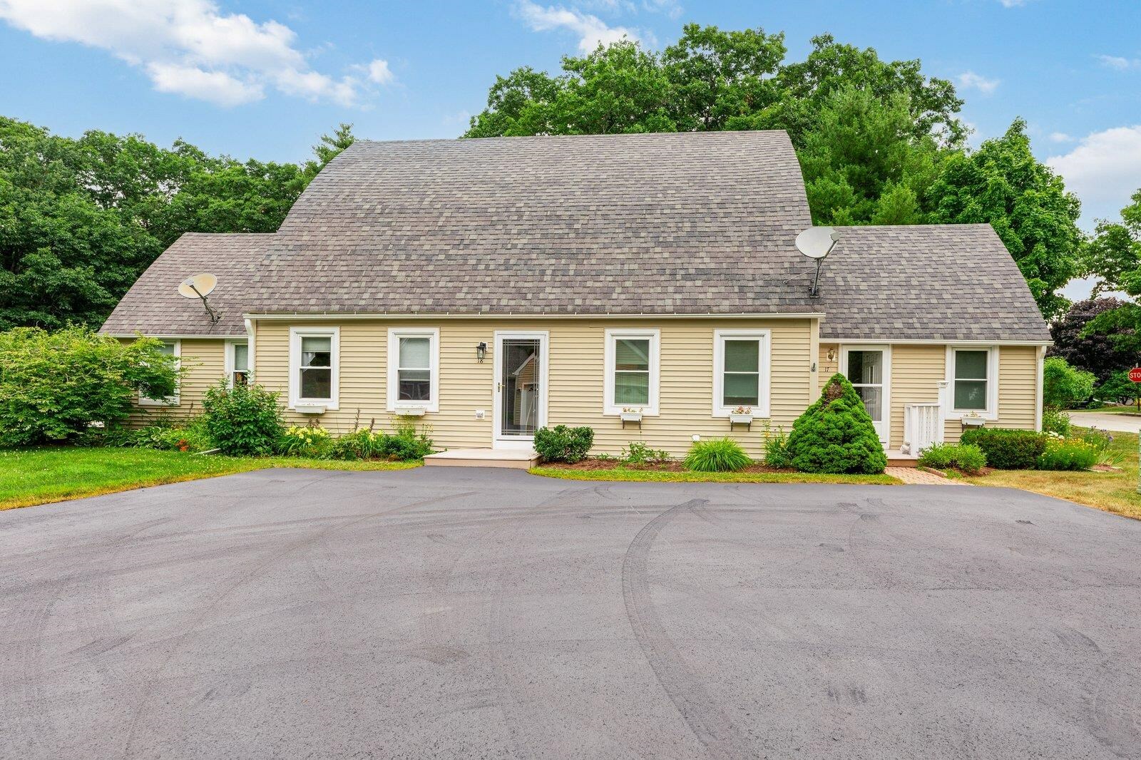 Property Photo:  18 West Ridge Drive  NH 03458 