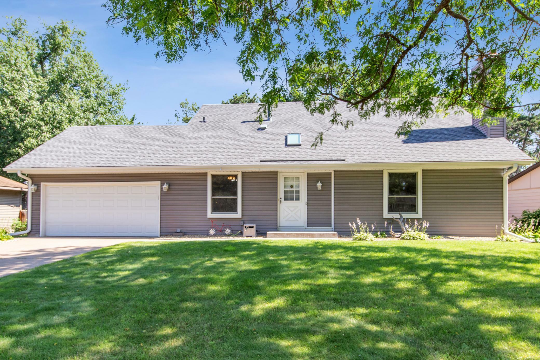 Property Photo:  8370 79th Street S  MN 55016 