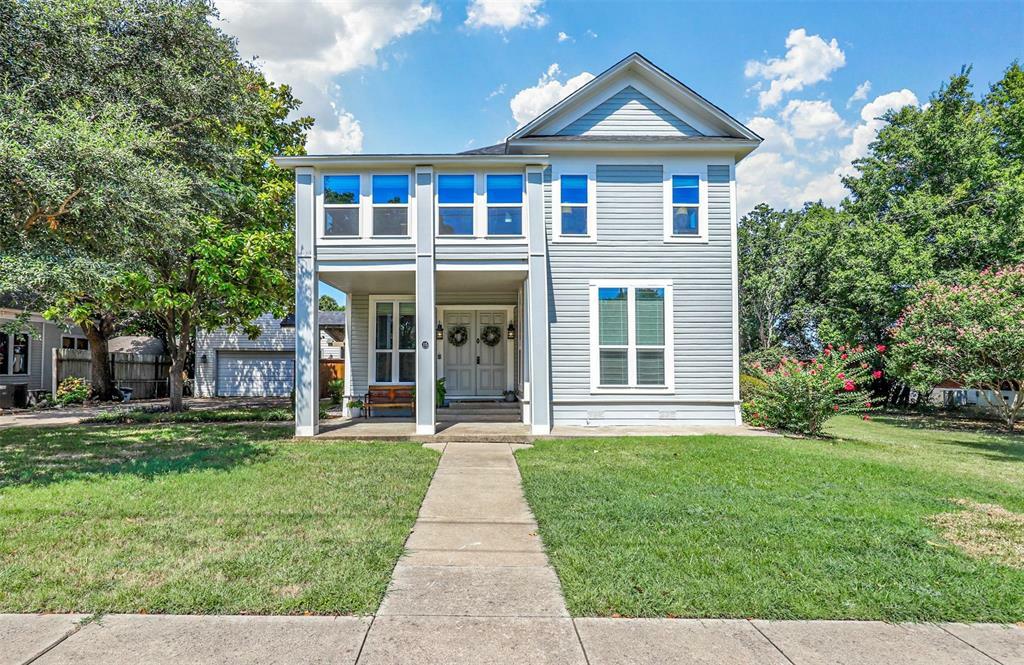 Property Photo:  115 N 1st Street  TX 76065 