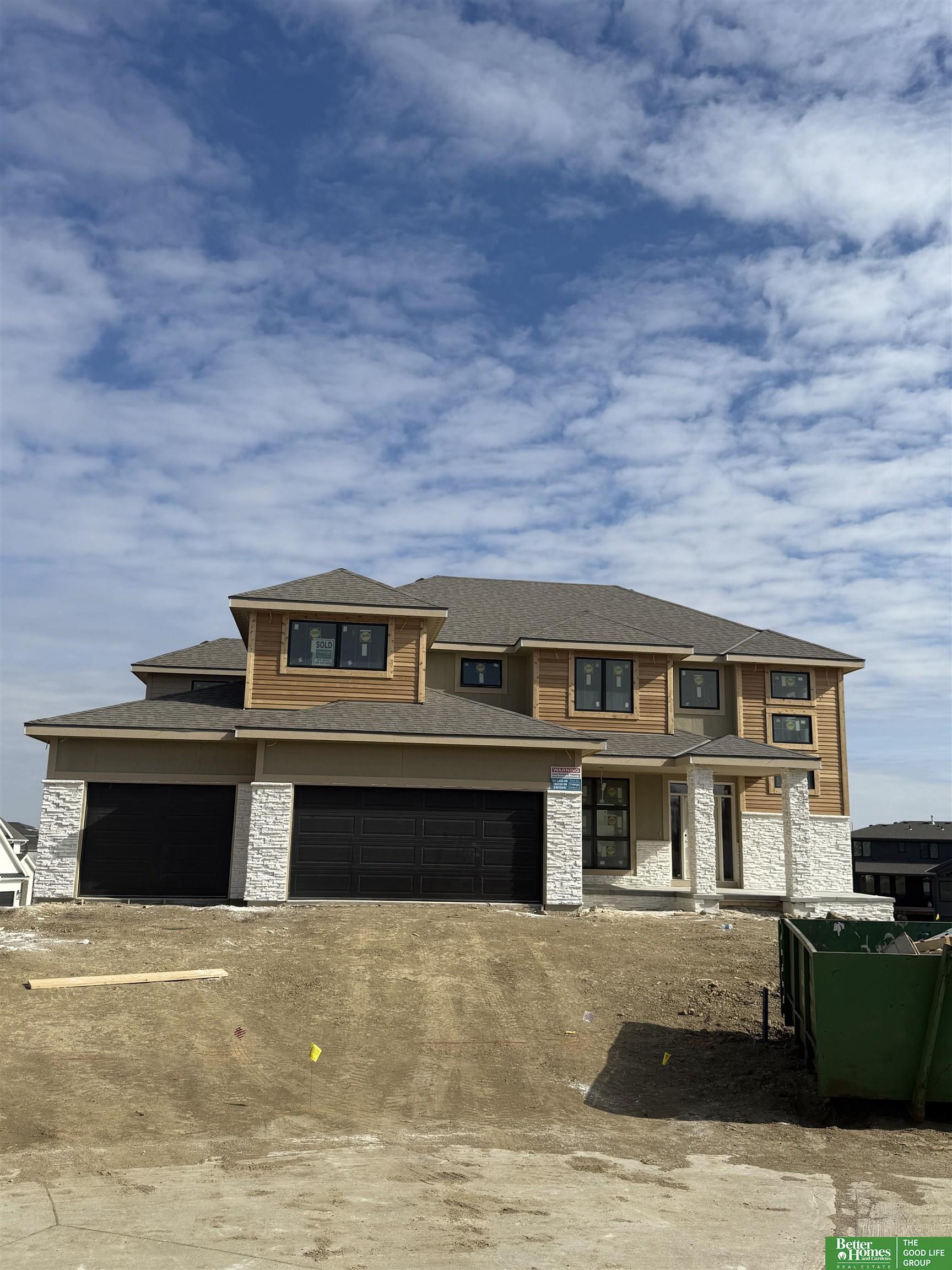 Property Photo: 19052 Murifield Circle NE 68136