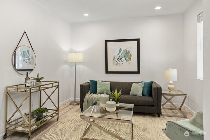 Property Photo: 508 Field Place NE WA 98059