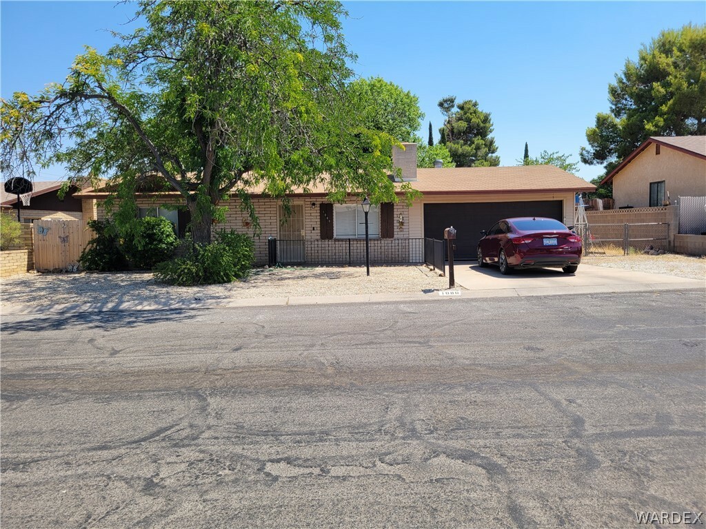 Property Photo:  1080 Hillside Drive  AZ 86409 