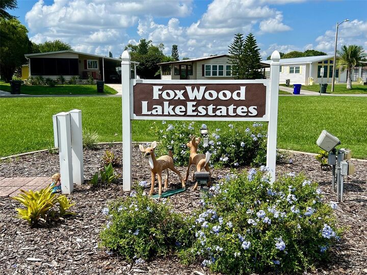 Property Photo:  5013 Foxwood Boulevard  FL 33810 