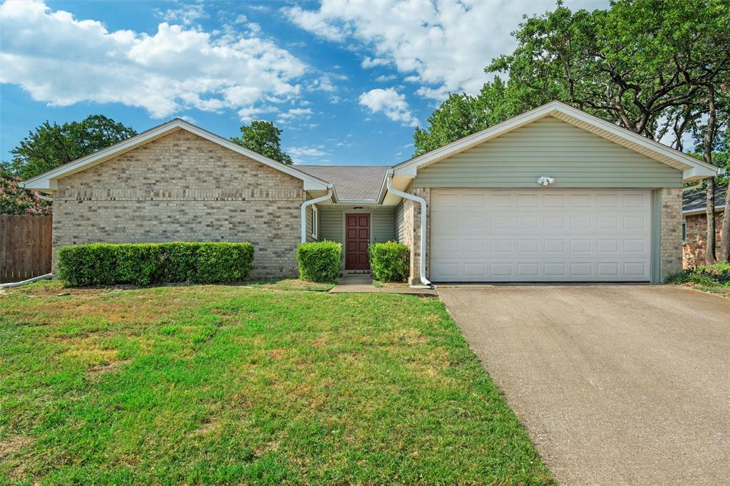 2828 Edgewood Lane  Bedford TX 76021 photo