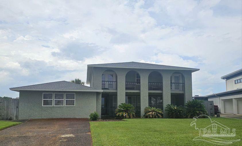 Property Photo:  5616 Grande Lagoon Ct  FL 32507 