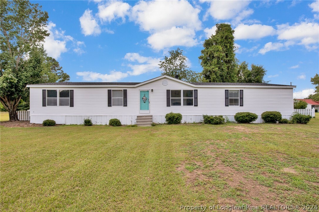 Property Photo:  2147 Bainbridge Road  NC 28391 