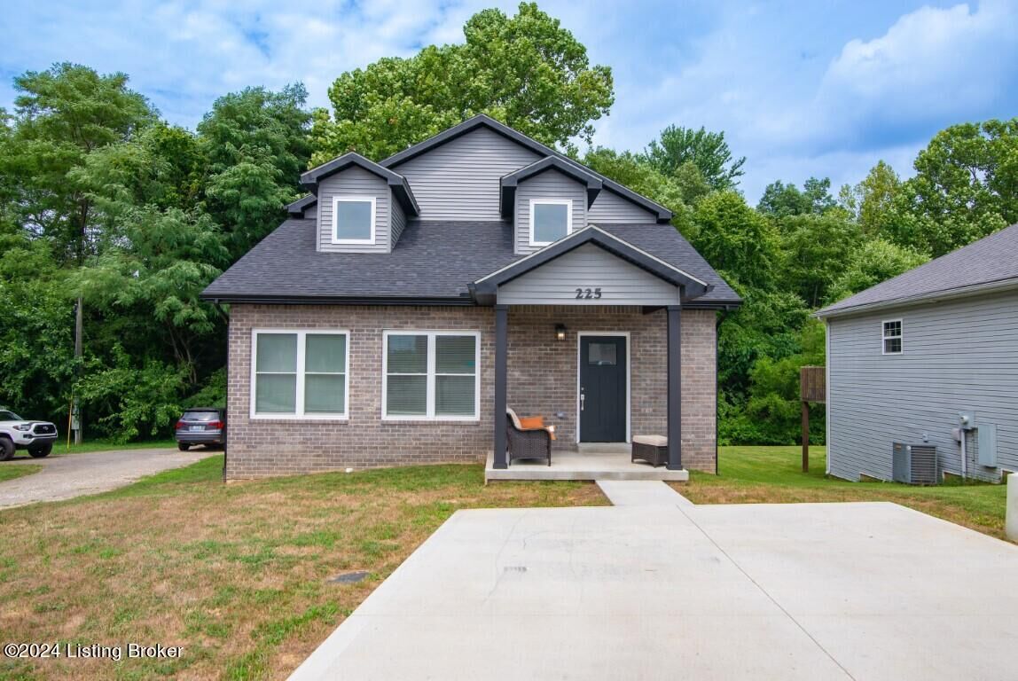 Property Photo: 225 Southern Lake Dr KY 42701