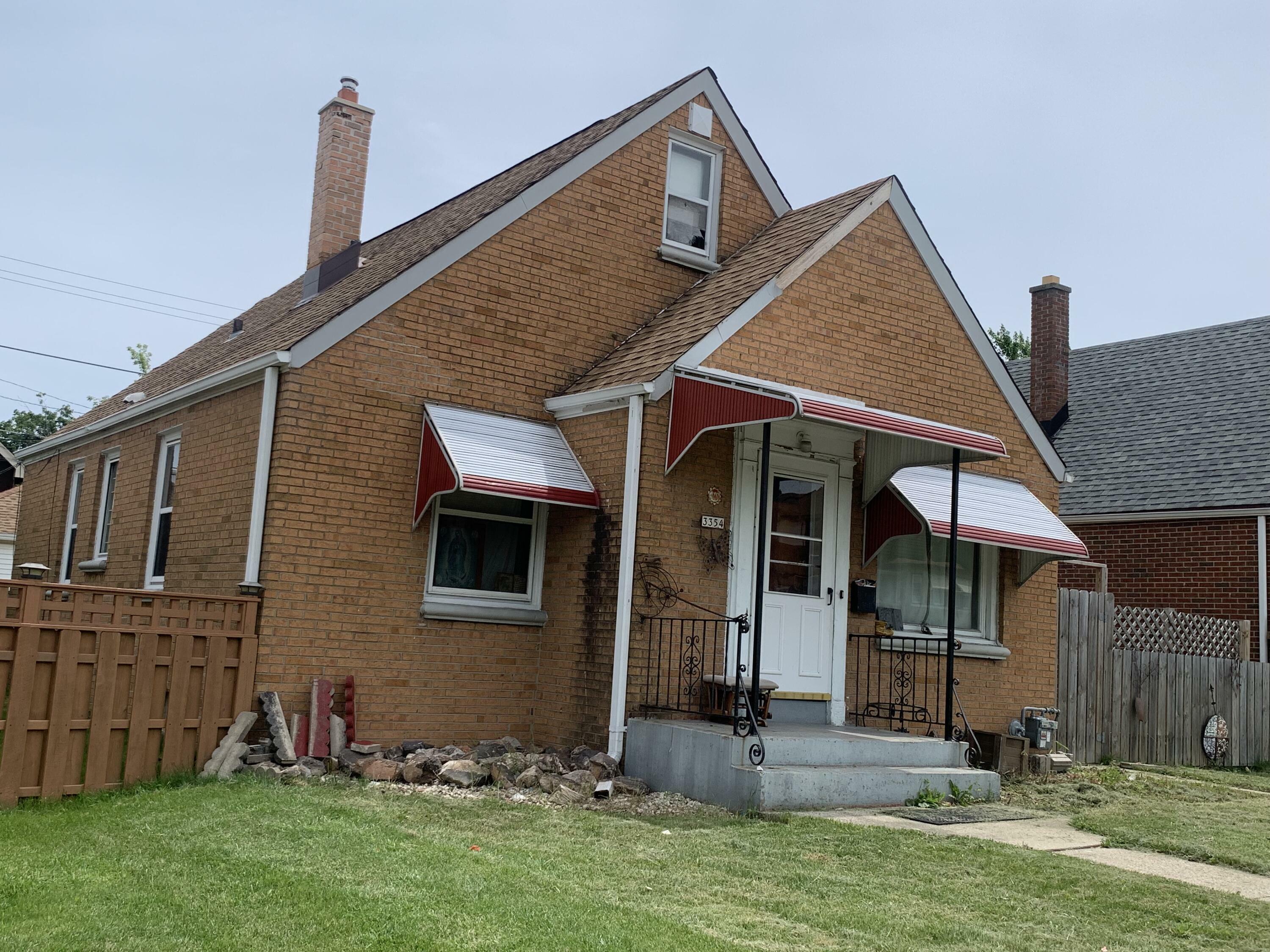 Property Photo:  3354 S 13th St  WI 53215 