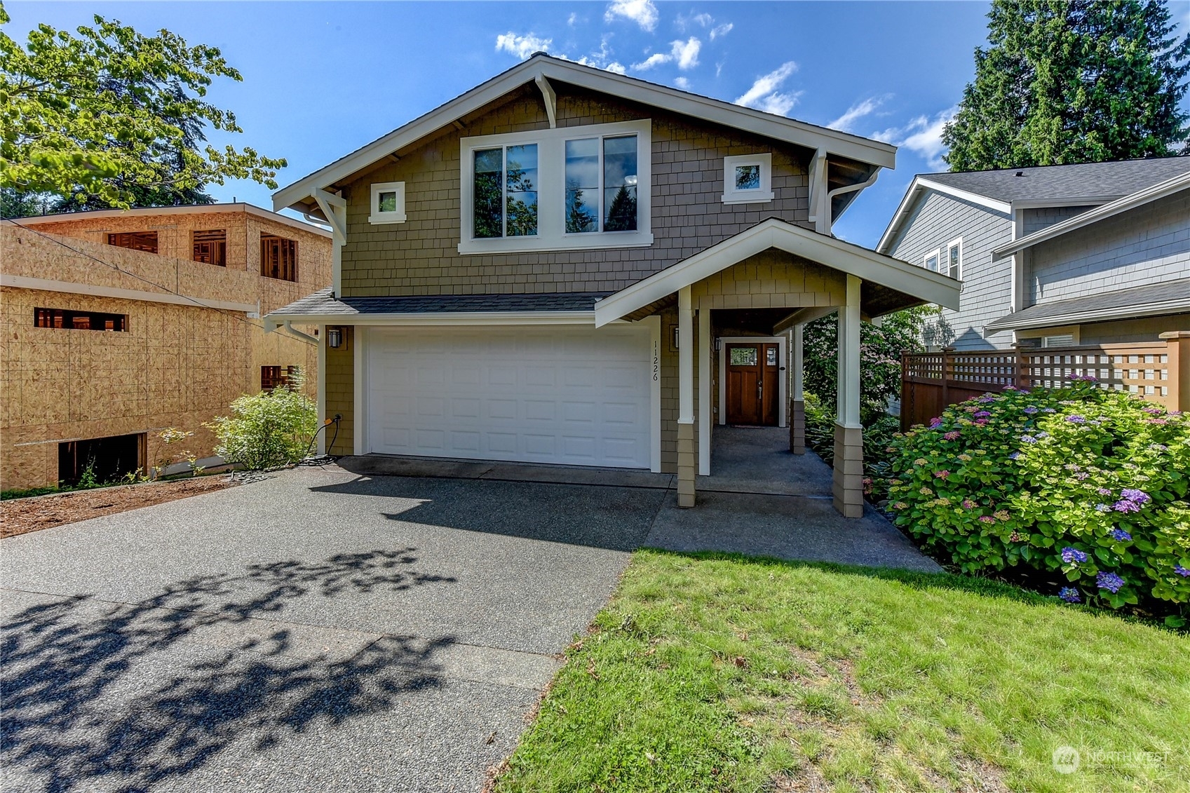 Property Photo:  11226 NE 67th Street  WA 98033 