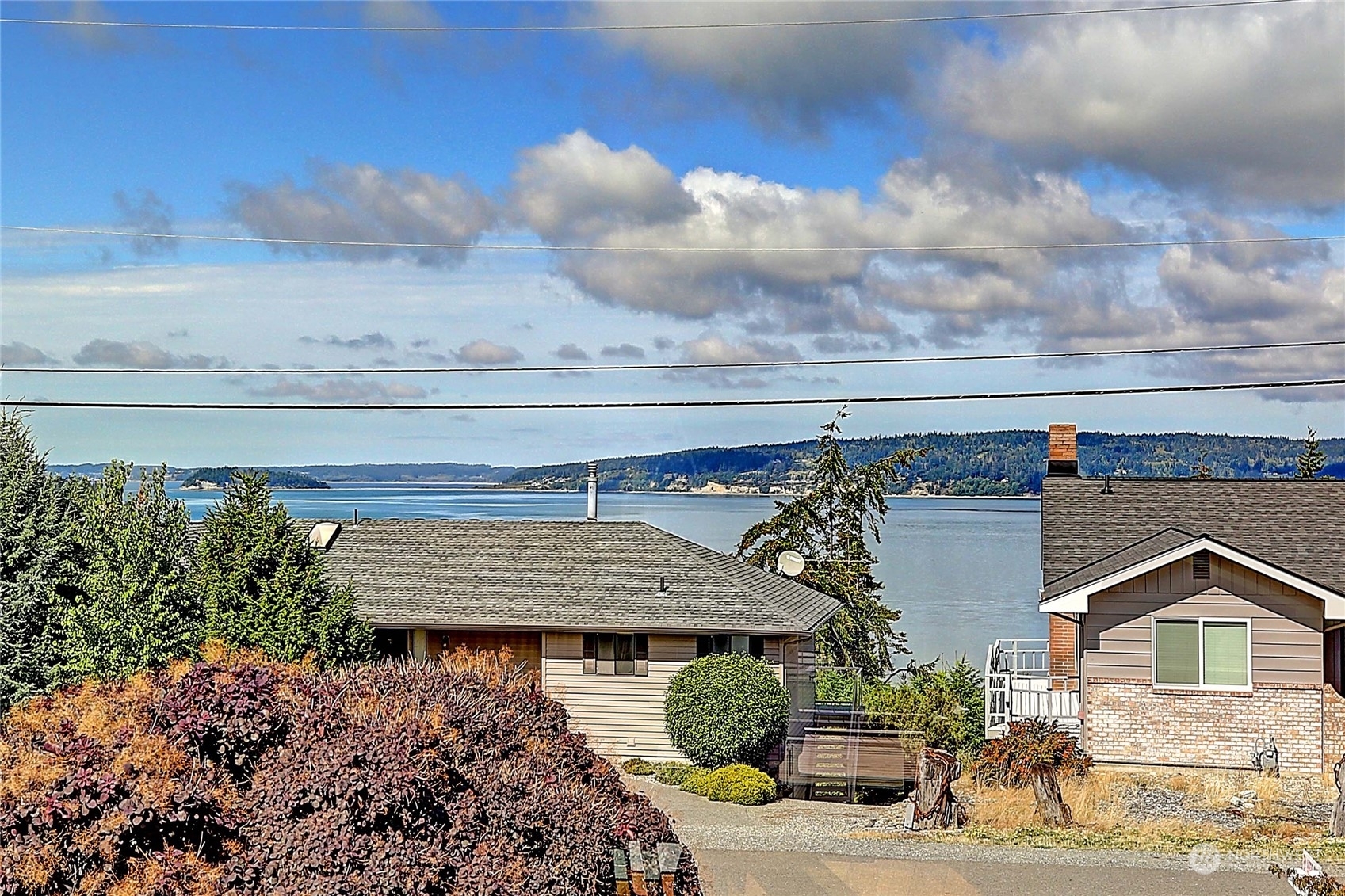 Property Photo:  126 Vista Del Mar Street  WA 98282 