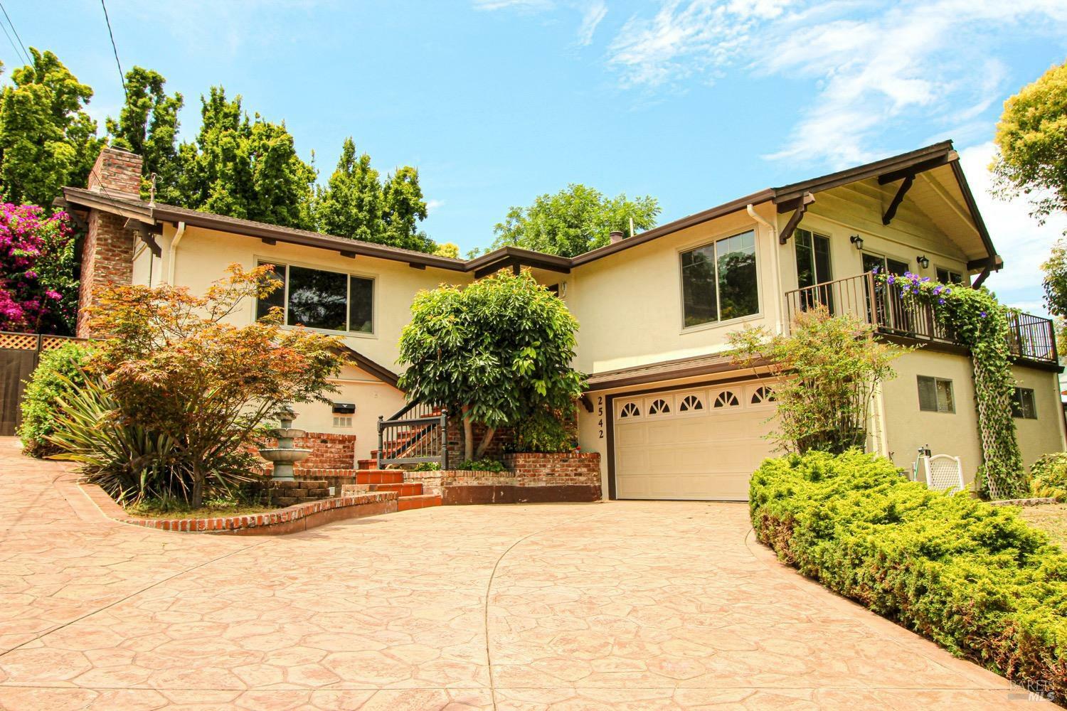 Property Photo:  2542 La Don Court  CA 94546 