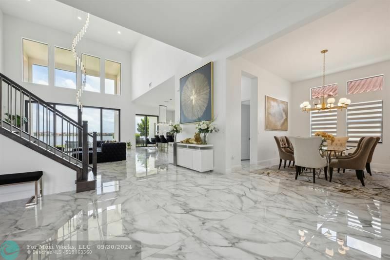 Property Photo:  8990 W Parkland Bay Trl  FL 33076 