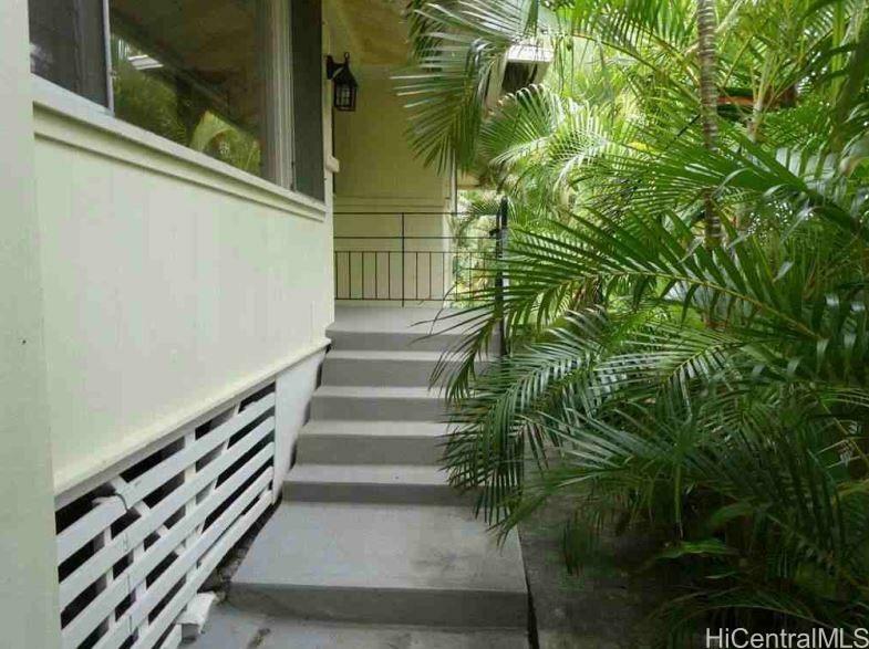 Property Photo:  252 Moomuku Place 4  HI 96821 