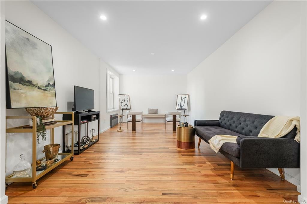 Property Photo:  90 Union Street 5J  NY 10805 