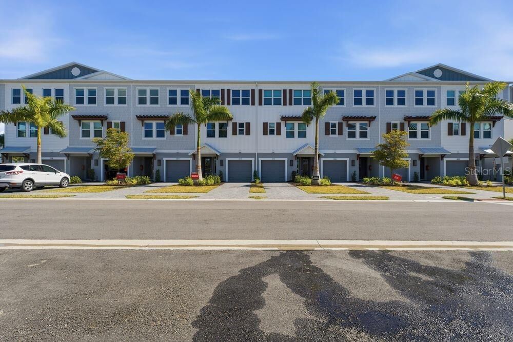 Property Photo:  1623 Sea Haven Drive 304  FL 33950 