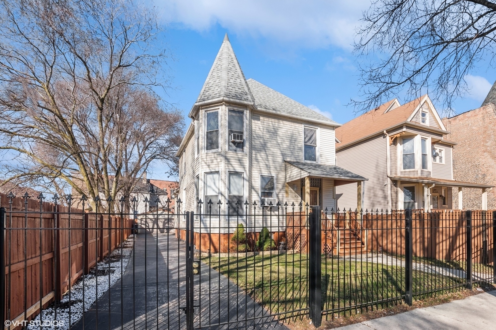 Property Photo: