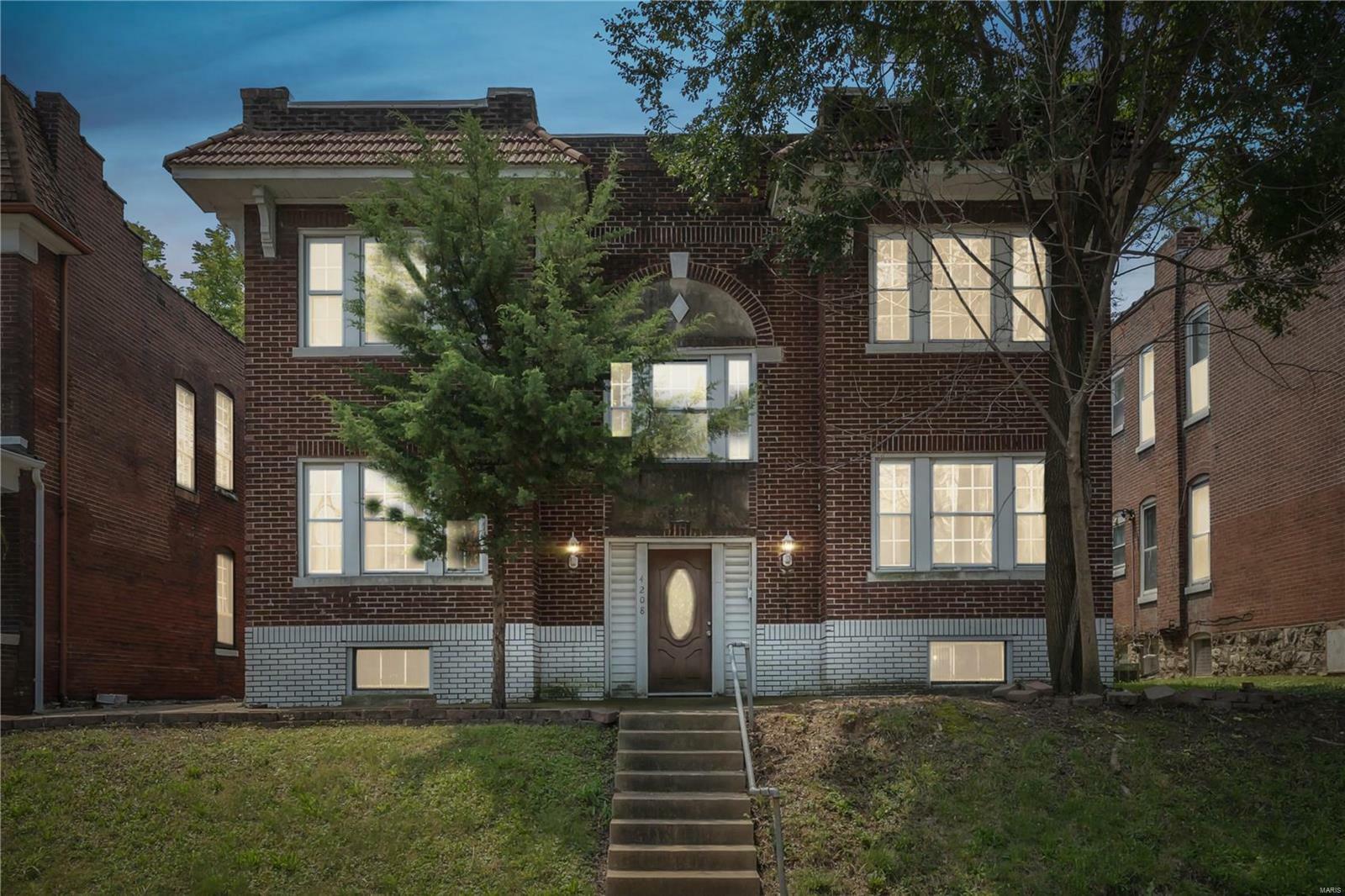 Property Photo:  4208 Russell Boulevard  MO 63110 