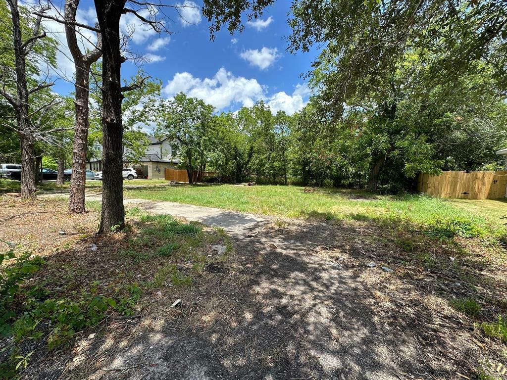 Property Photo:  103 Stallings Street  TX 75160 