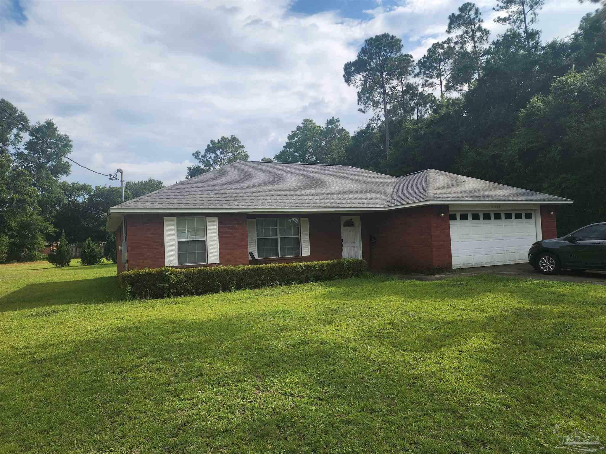 Property Photo:  5457 Windham Rd  FL 32570 