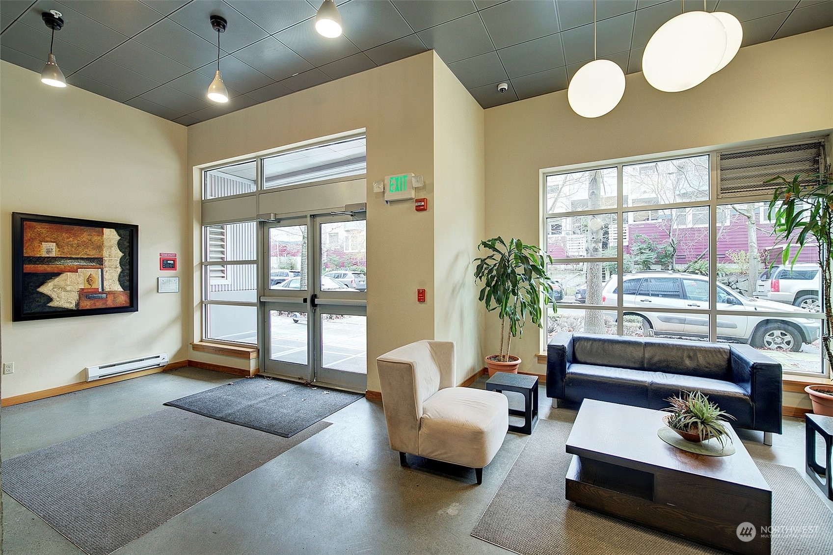 Property Photo: 827 Hiawatha Place S 504 WA 98144
