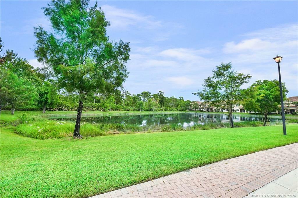 Property Photo:  370 SW Walking Path  FL 34997 