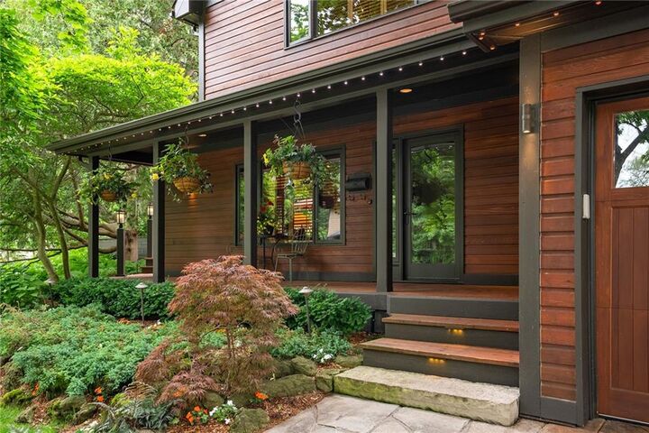 Property Photo:  1194 Stirling Drive  ON L6L 1E6 