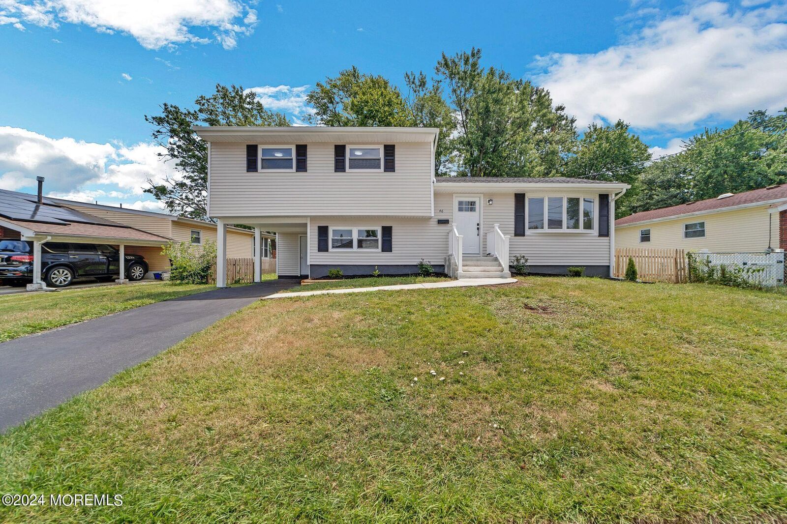 Property Photo:  46 Woodshore W  NJ 07735 