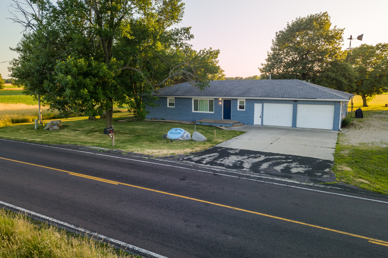 Property Photo:  7931 Friends Creek Road  IL 61735 