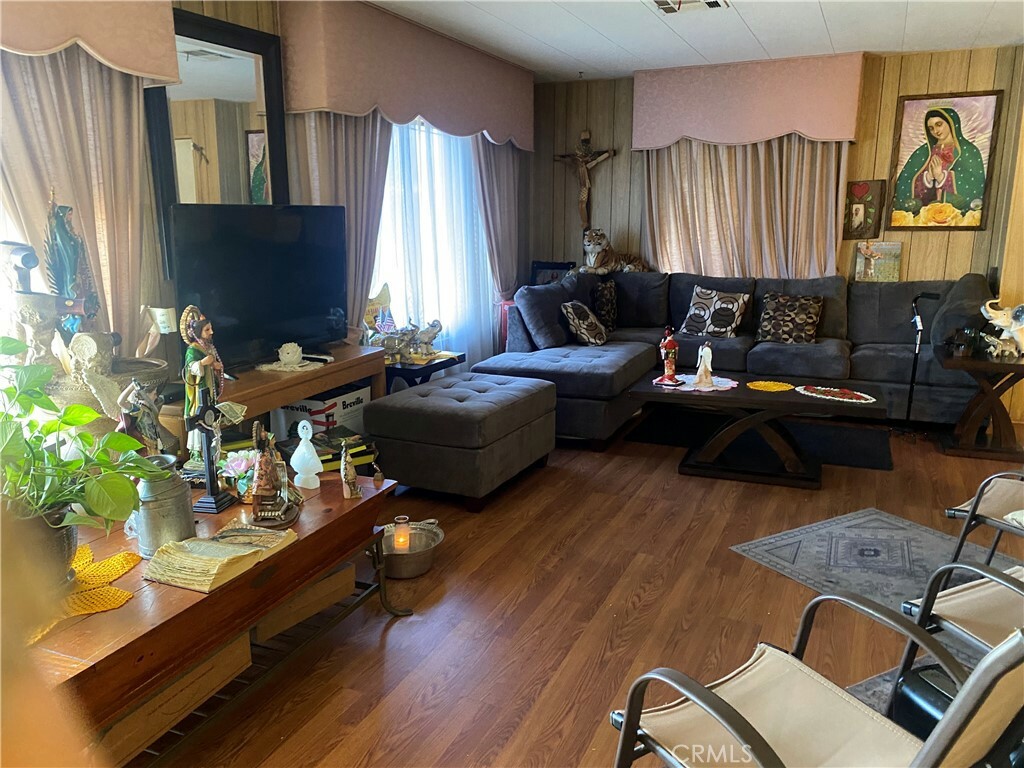 Property Photo:  2205 Acacia Avenue W 38  CA 92545 